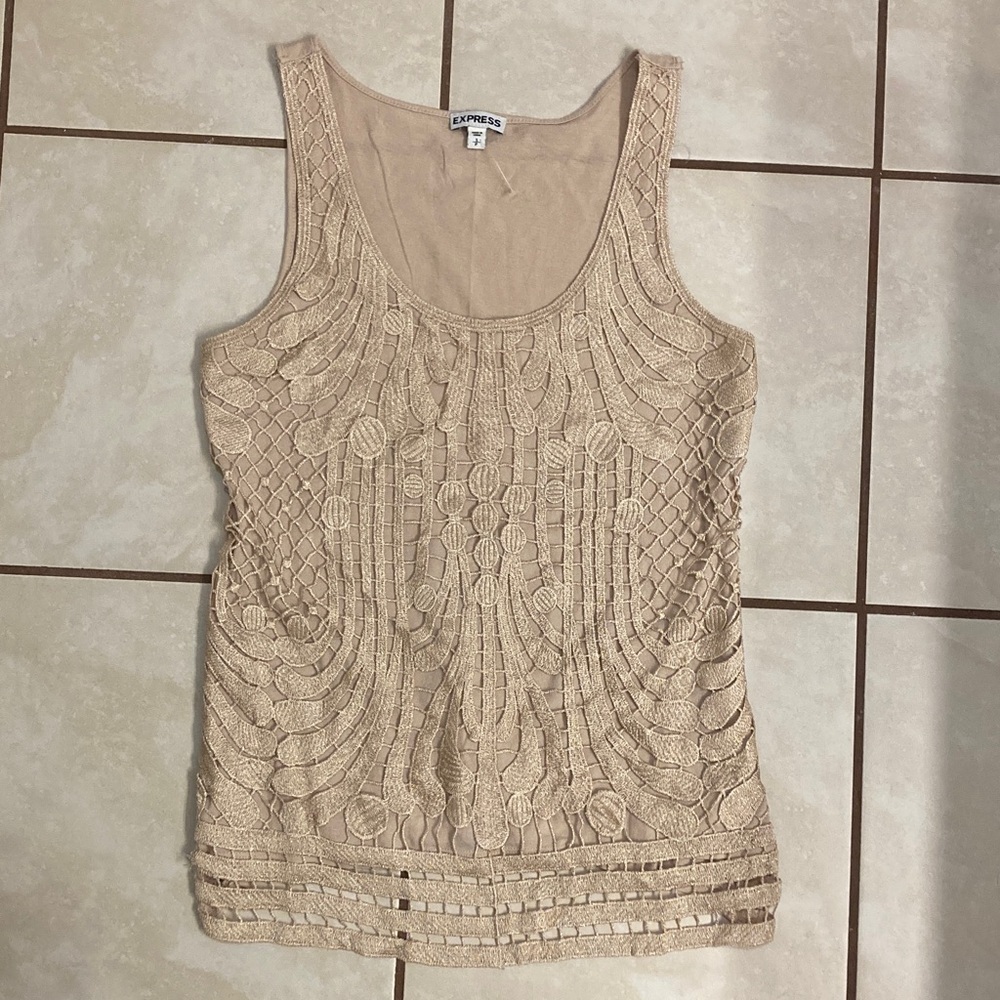 Express Tank Top - Picture 6 of 9